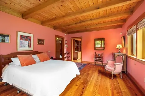 23 High Meadow Road Little Compton RI 02837
