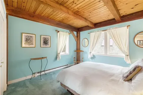23 High Meadow Road Little Compton RI 02837