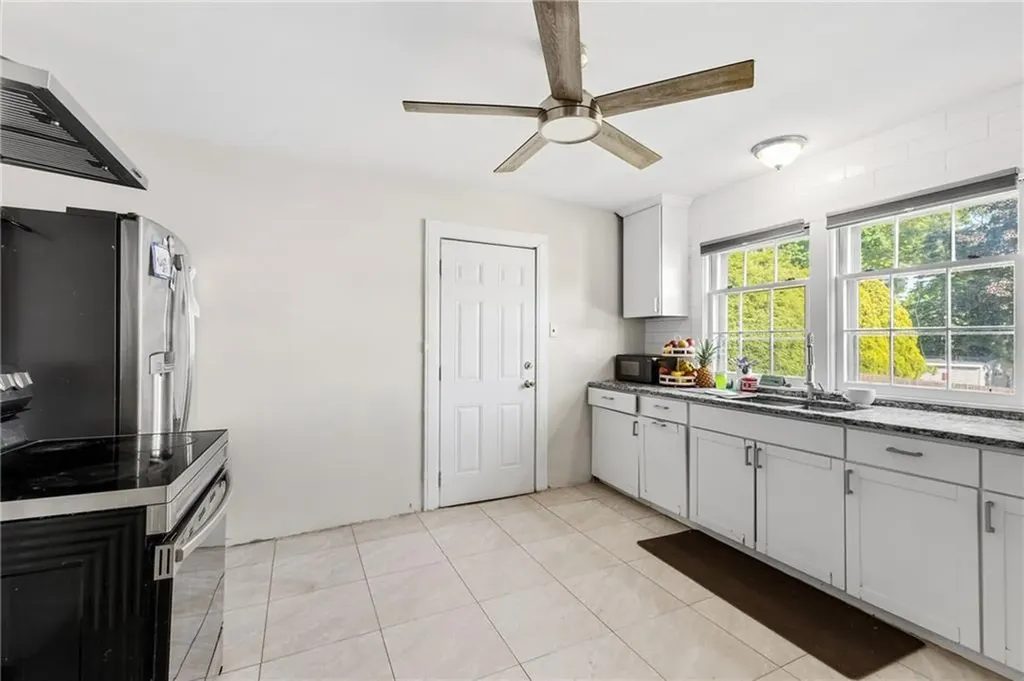 12 Blackstone Street Cumberland RI 02864