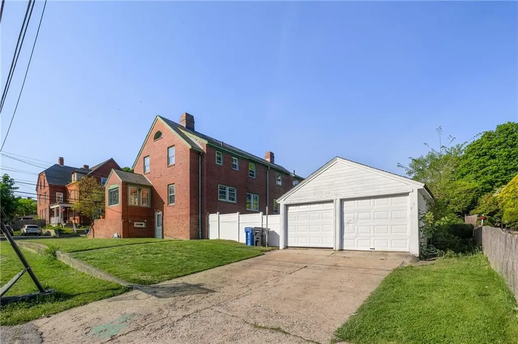 12 Blackstone Street Cumberland RI 02864