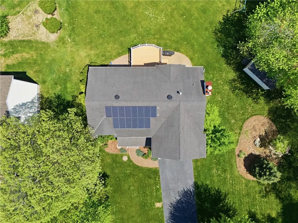 313 Westmoreland Lane North Kingstown RI 02874