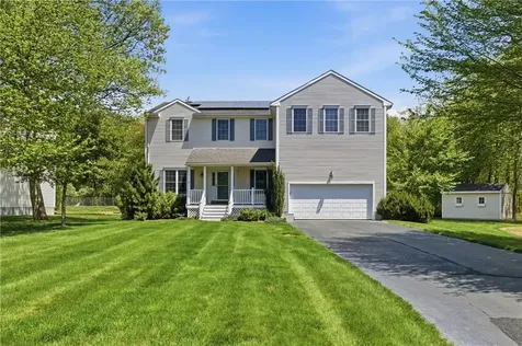 313 Westmoreland Lane North Kingstown RI 02874