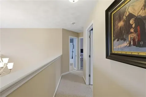 313 Westmoreland Lane North Kingstown RI 02874