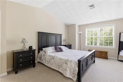 313 Westmoreland Lane North Kingstown RI 02874