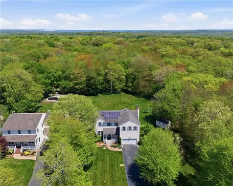 313 Westmoreland Lane North Kingstown RI 02874