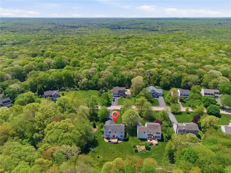 313 Westmoreland Lane North Kingstown RI 02874