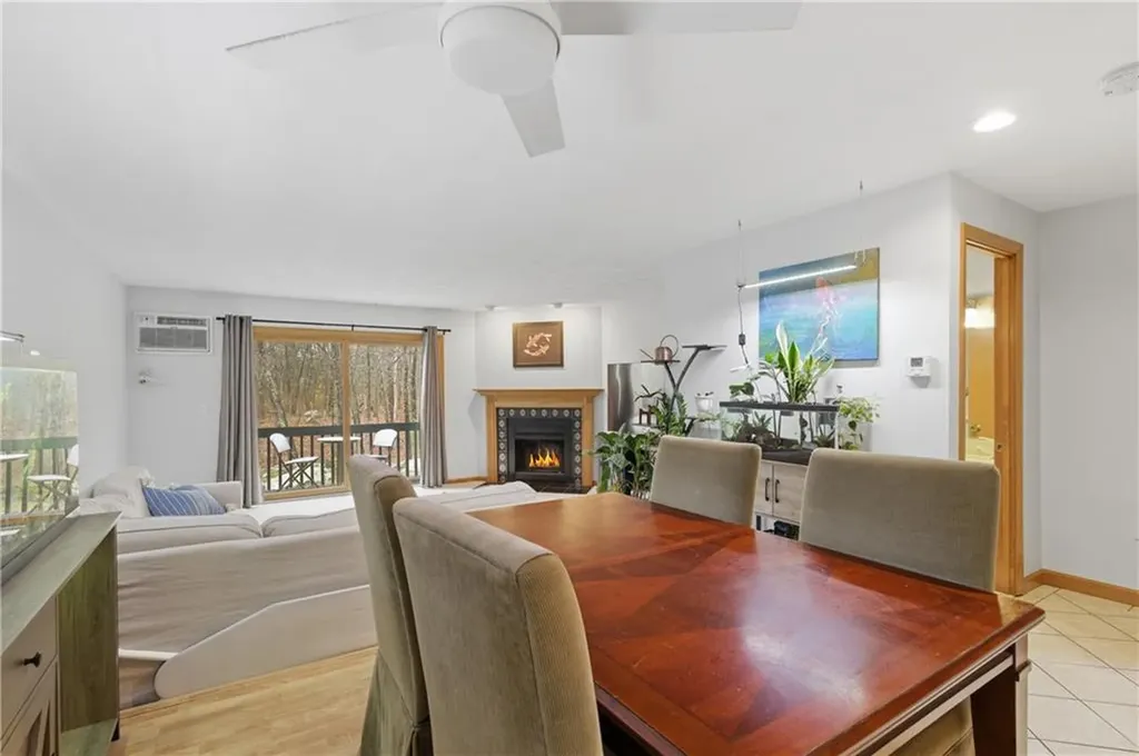 7 Wake Robin Road Lincoln RI 02865
