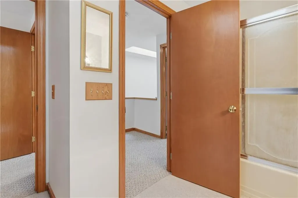 7 Wake Robin Road Lincoln RI 02865