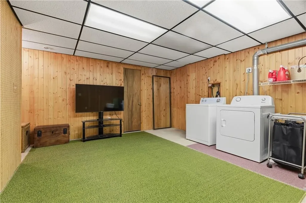 7 Wake Robin Road Lincoln RI 02865
