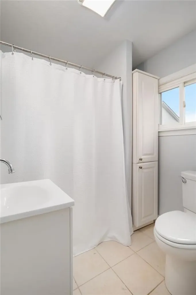 84 Ash Avenue Cranston RI 02910