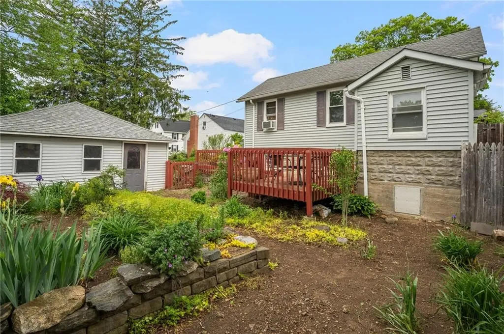 84 Ash Avenue Cranston RI 02910