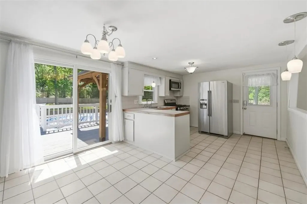 28 Orrin Street Warwick RI 02886