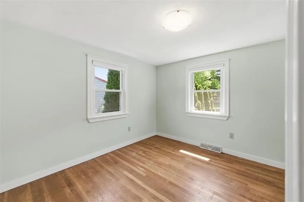 28 Orrin Street Warwick RI 02886