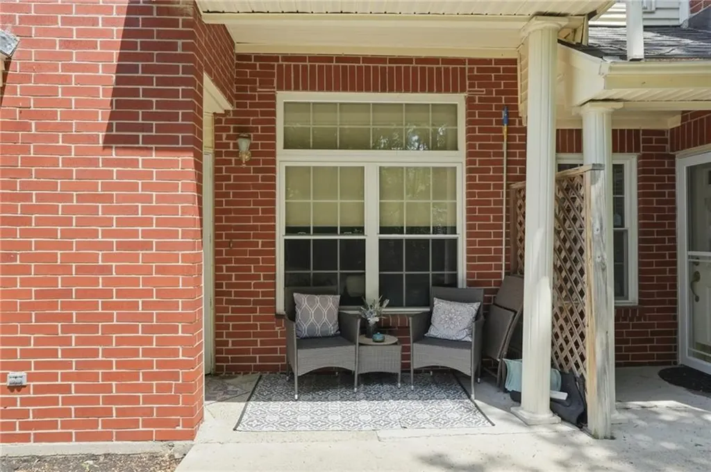 626 Smithfield Road North Providence RI 02904