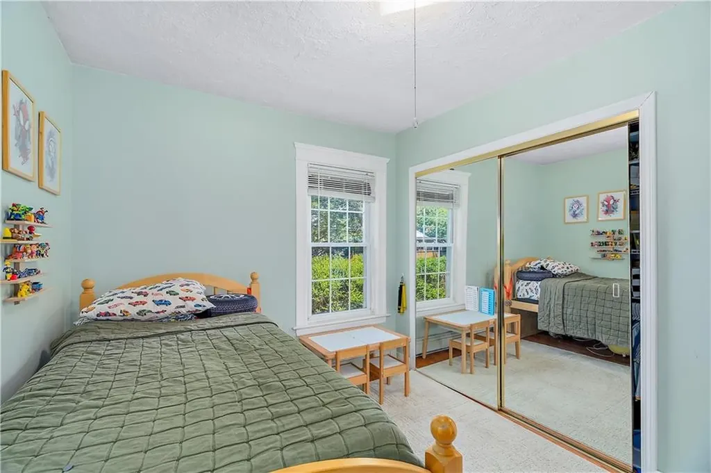 195 Talcott Street Woonsocket RI 02895