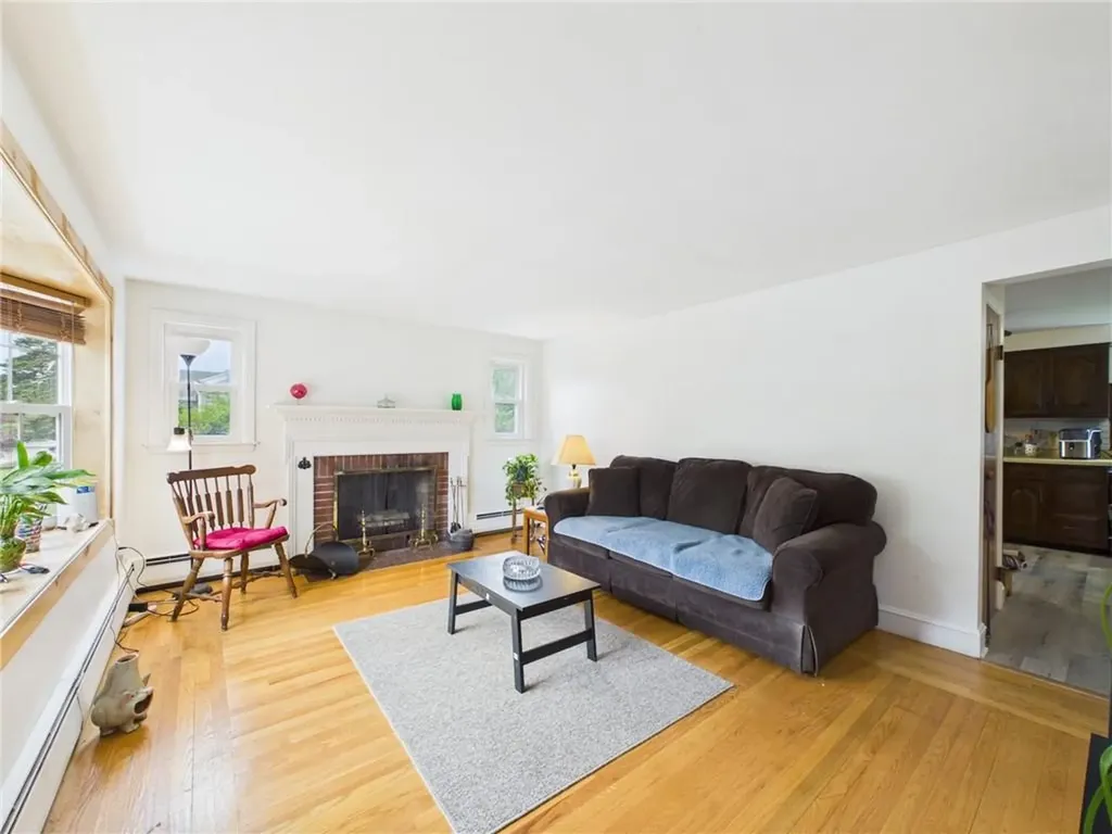 119 Gilbert Street Warwick RI 02886