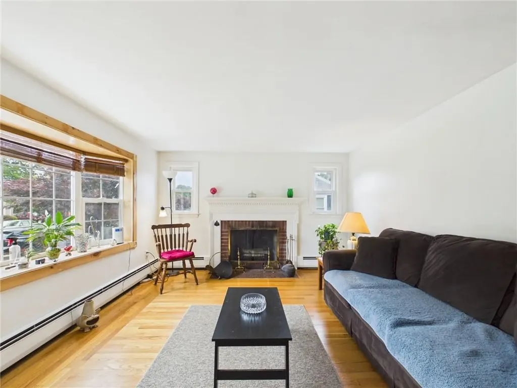 119 Gilbert Street Warwick RI 02886