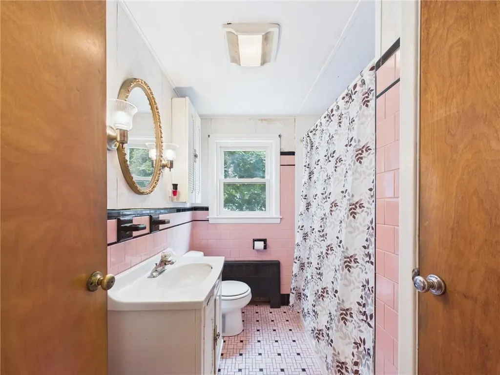 119 Gilbert Street Warwick RI 02886