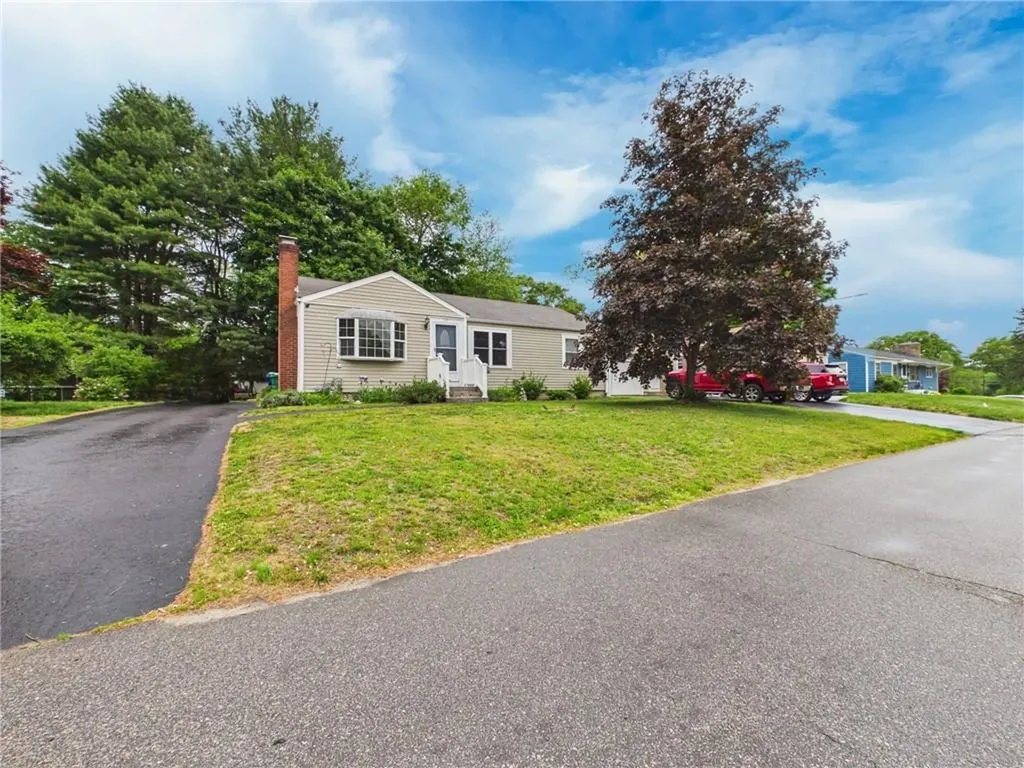 119 Gilbert Street Warwick RI 02886