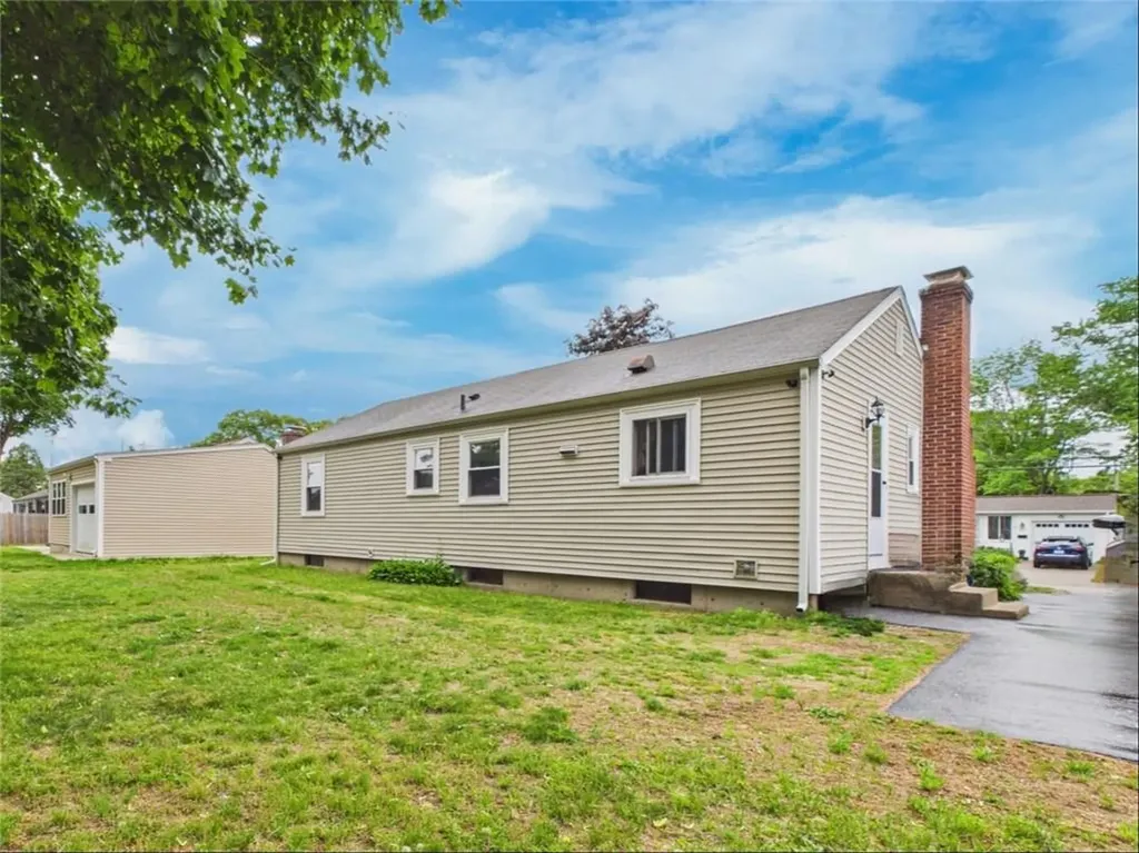 119 Gilbert Street Warwick RI 02886