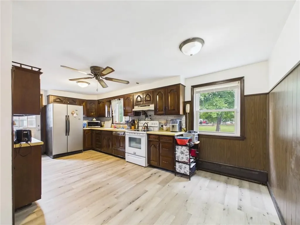 119 Gilbert Street Warwick RI 02886