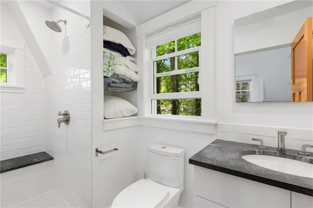 47 Longfellow Road Jamestown RI 02835