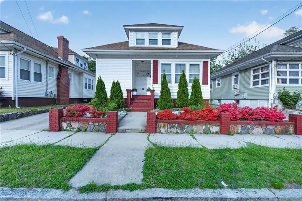 19 Netherlands Avenue Cranston RI 02905