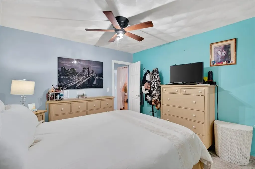 19 Netherlands Avenue Cranston RI 02905