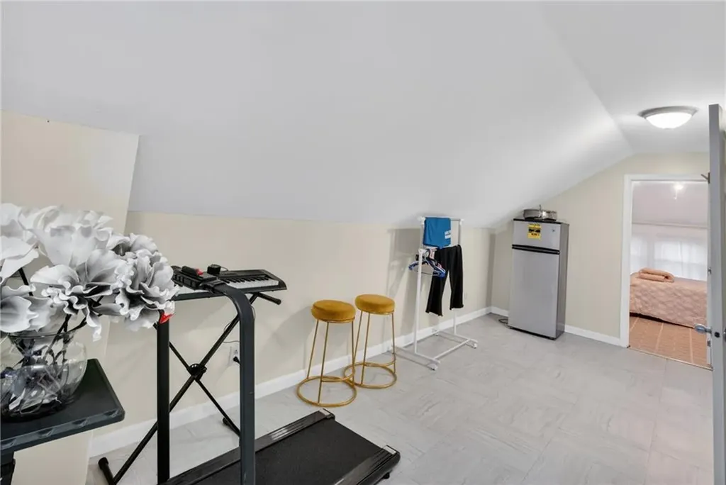 19 Netherlands Avenue Cranston RI 02905