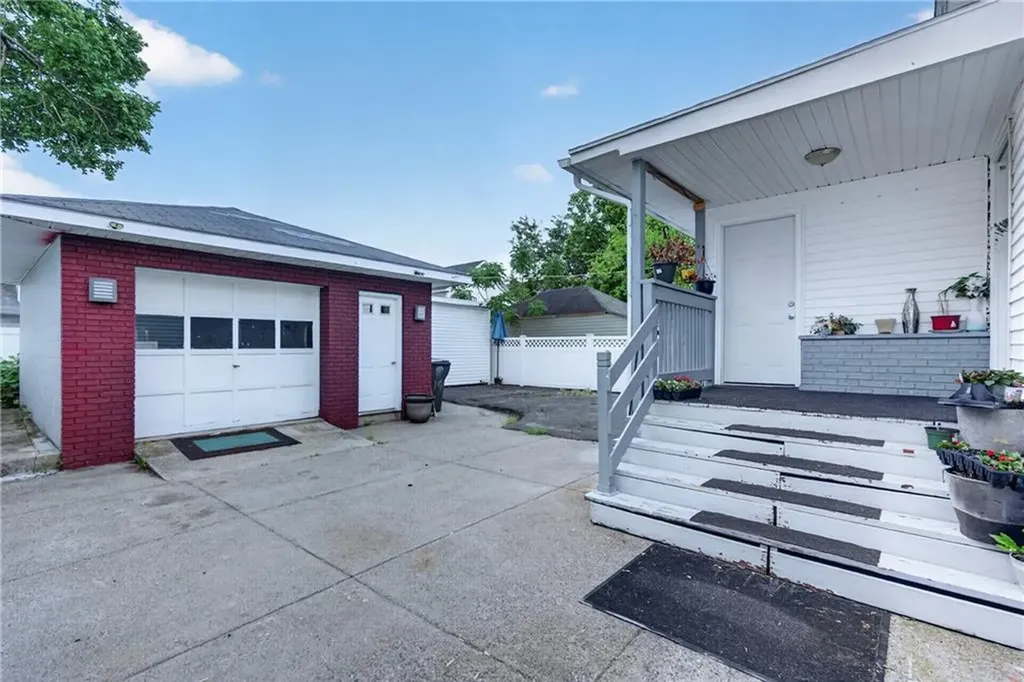 19 Netherlands Avenue Cranston RI 02905
