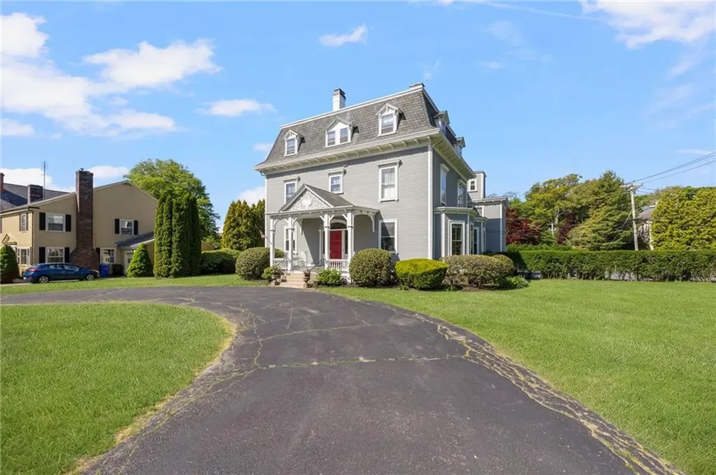 1 Red Cross Avenue Newport RI 02840