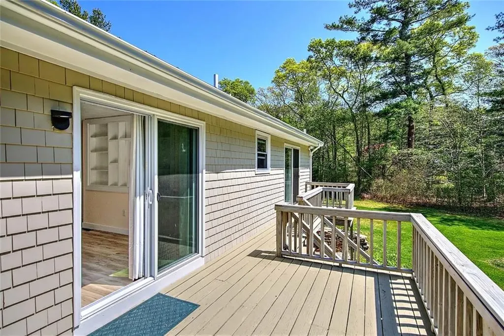 9 Division Road Westport MA 02790