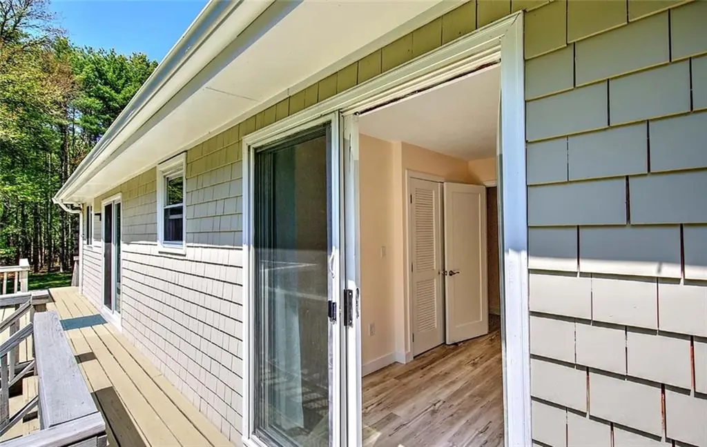 9 Division Road Westport MA 02790