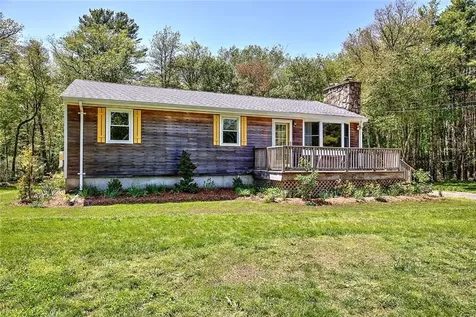 9 Division Road Westport MA 02790