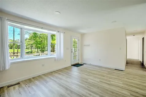 9 Division Road Westport MA 02790