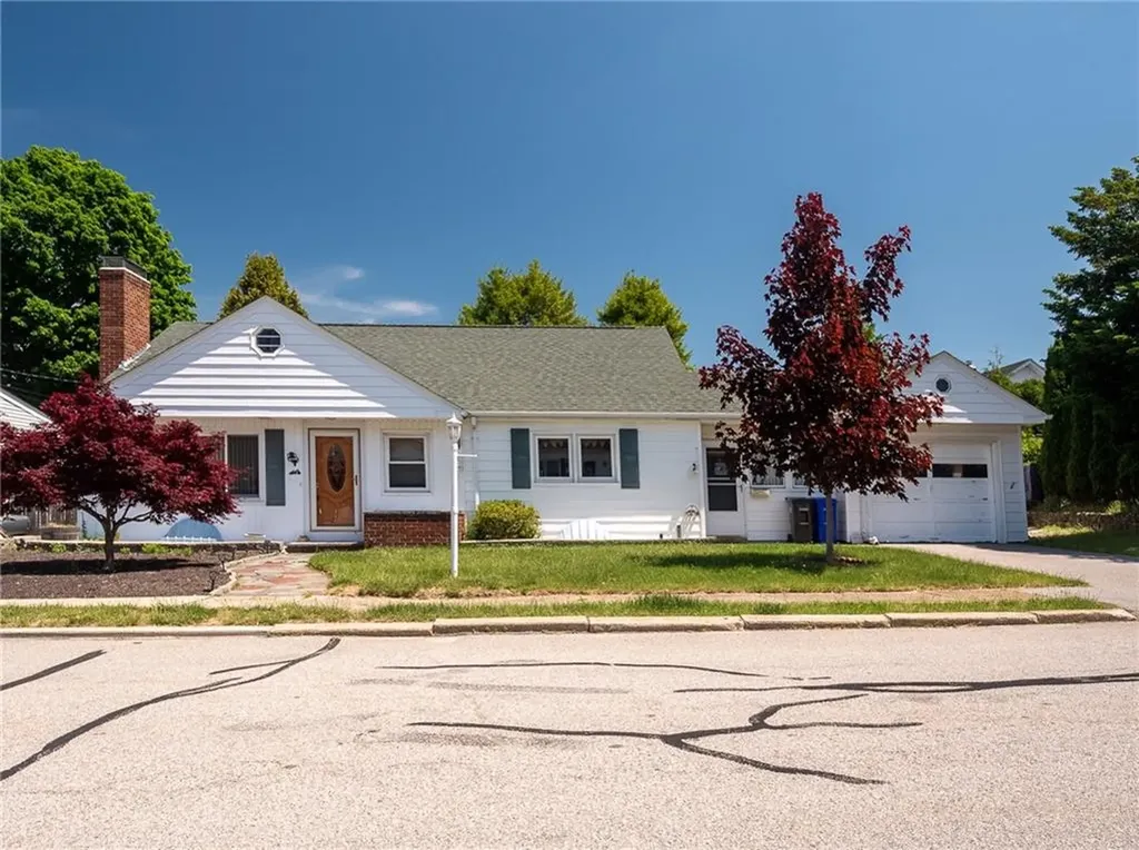 7 Hopedale Drive West Warwick RI 02893