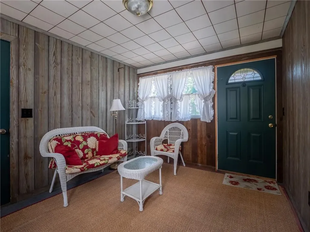 7 Hopedale Drive West Warwick RI 02893