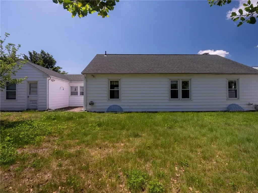 7 Hopedale Drive West Warwick RI 02893