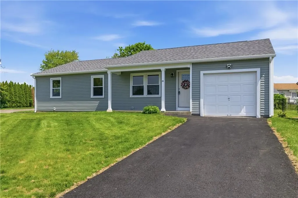 10 Wagon Wheel Lane Woonsocket RI 02895