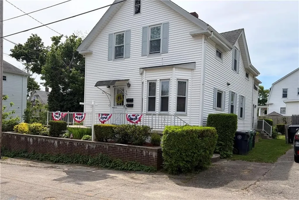62 Lawn Avenue Warwick RI 02888