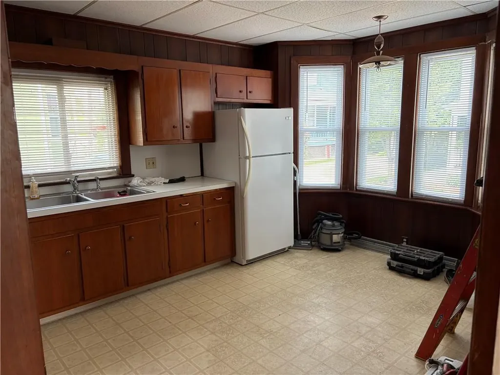 62 Lawn Avenue Warwick RI 02888