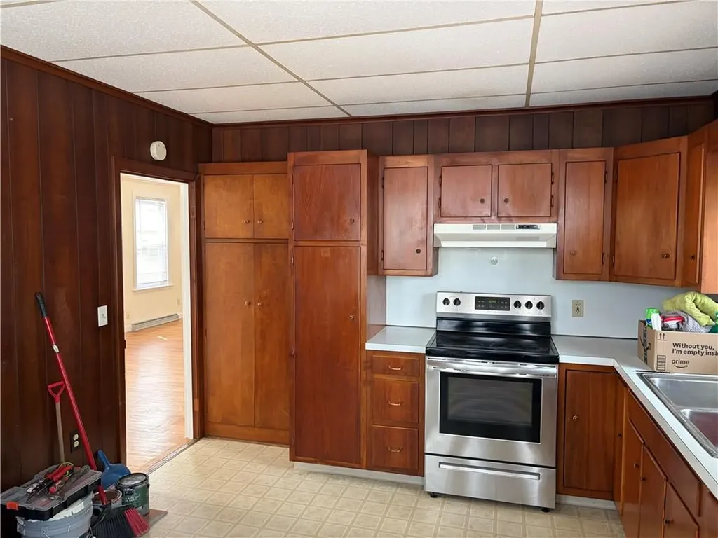 62 Lawn Avenue Warwick RI 02888