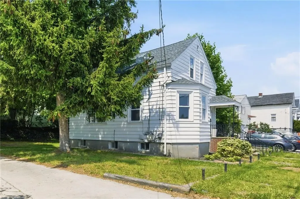 40 Sherwood Street Providence RI 02908