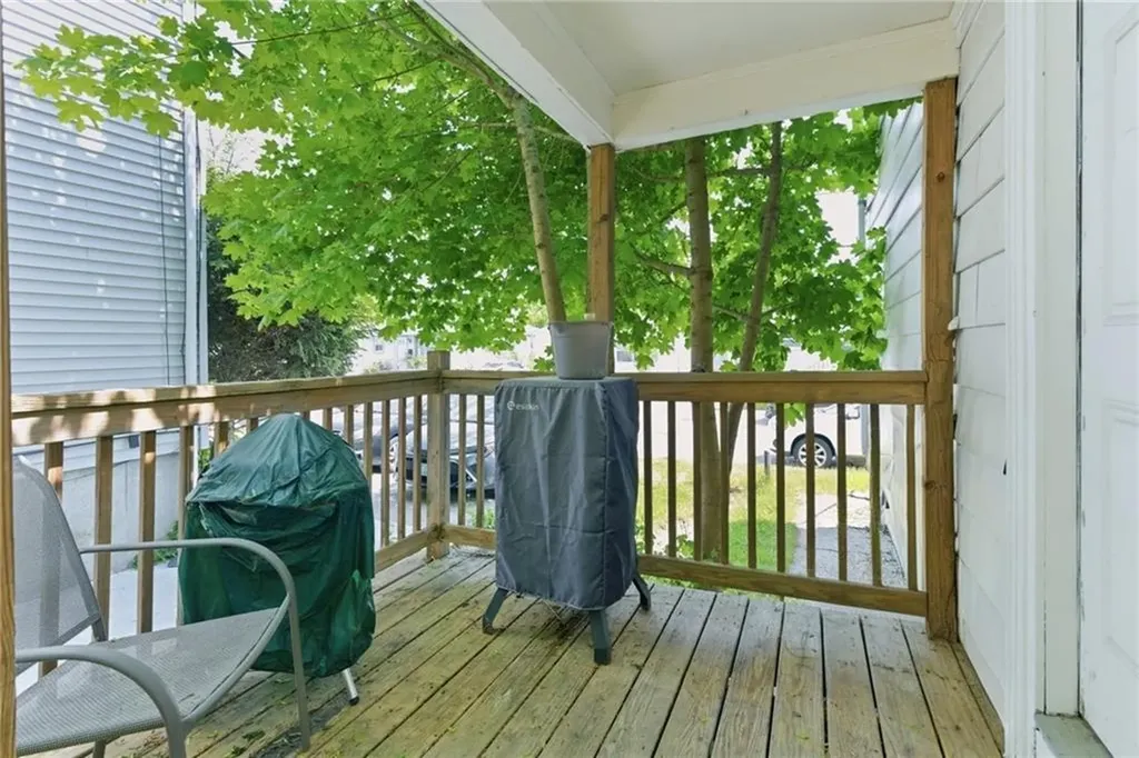 40 Sherwood Street Providence RI 02908