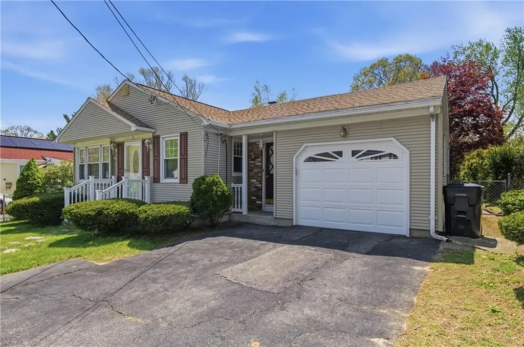 21 Citizen Street Cumberland RI 02864