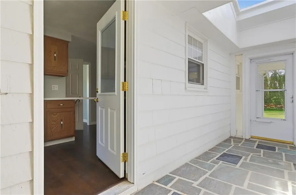 21 Citizen Street Cumberland RI 02864