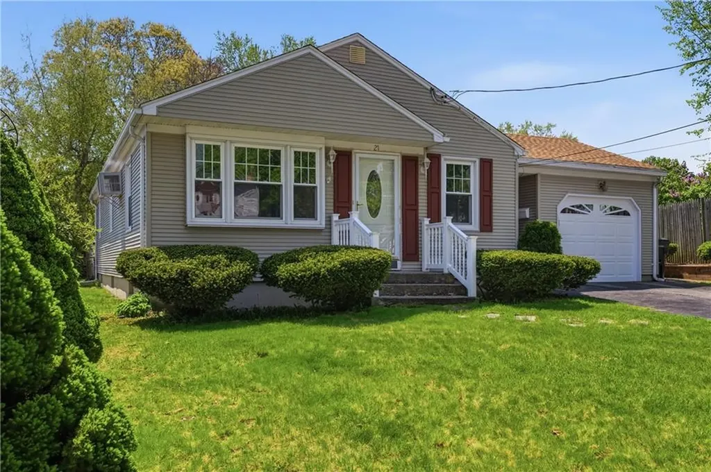 21 Citizen Street Cumberland RI 02864