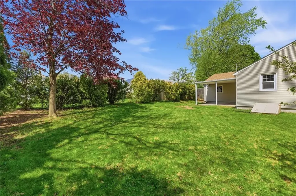 21 Citizen Street Cumberland RI 02864