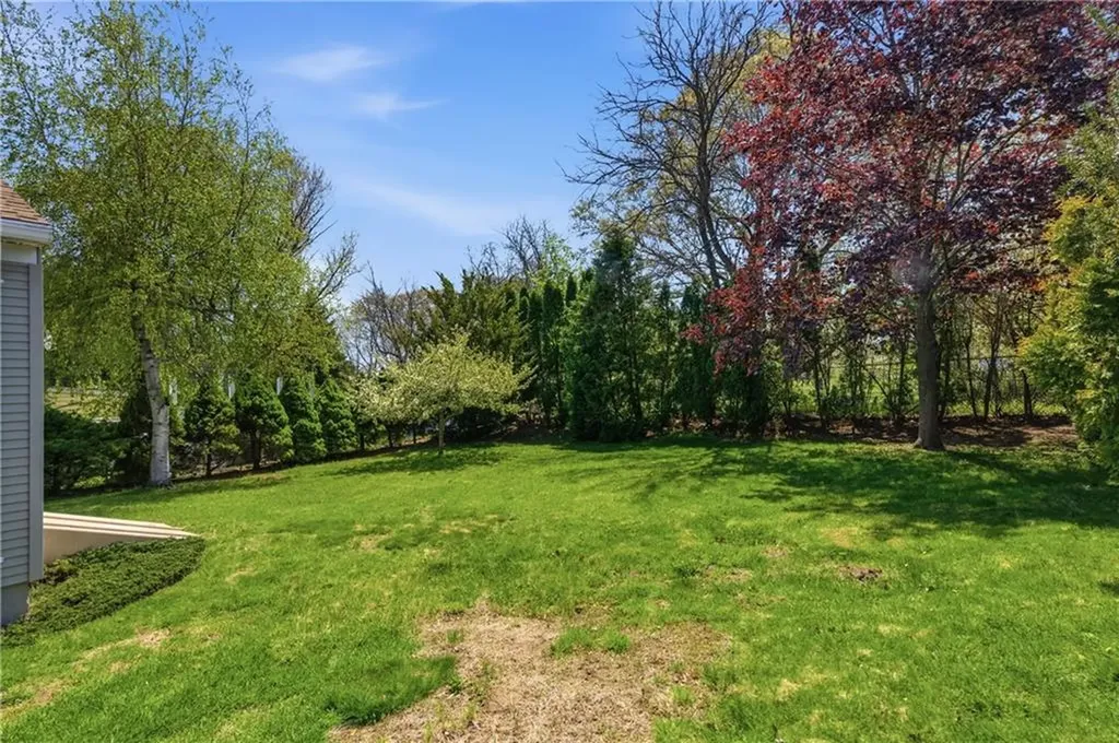 21 Citizen Street Cumberland RI 02864