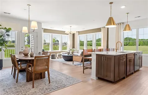 141 East Point Drive East Providence RI 02916